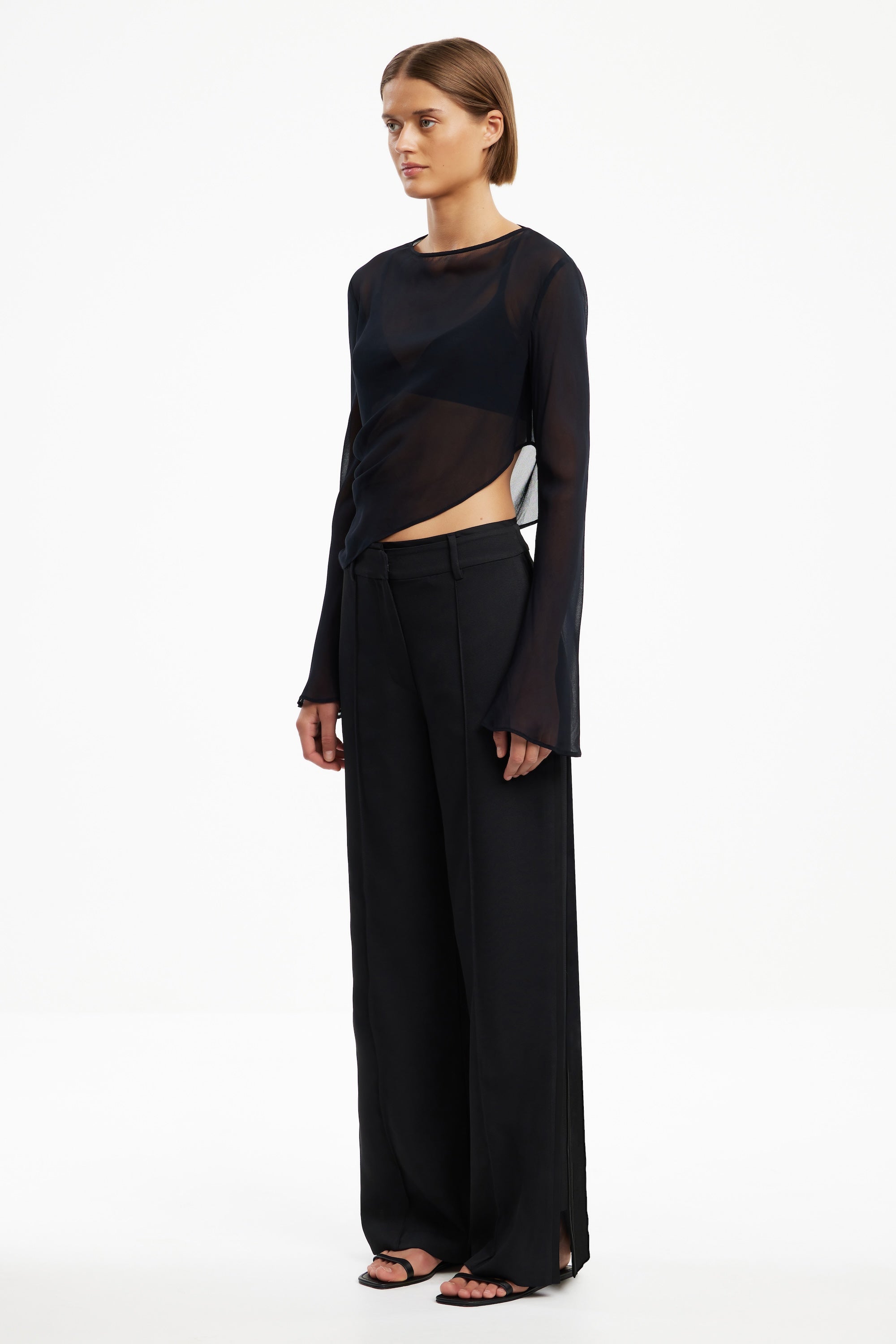 CORE-SD2507115T_KEIKO_TOP-BLACK-2_acc7c6a7d04f4168aa3d448eb1c48319jpg