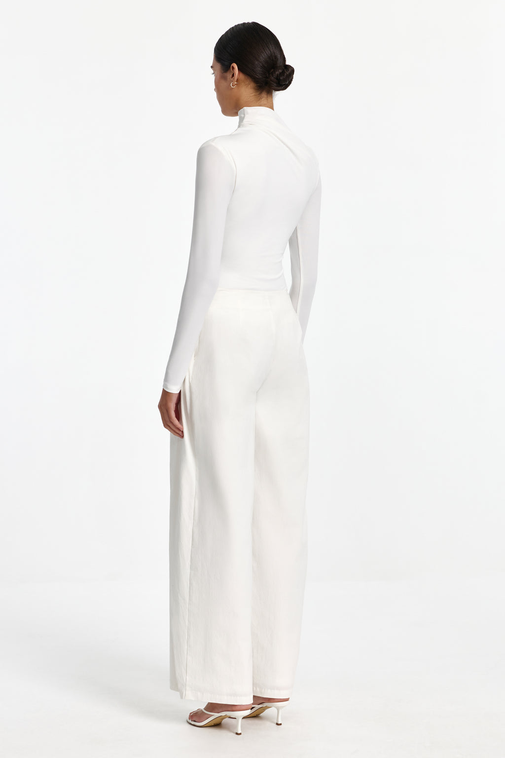 CORE-SD260466T_ORLYN_LONG_SLEEVE_TOP-IVORY-3