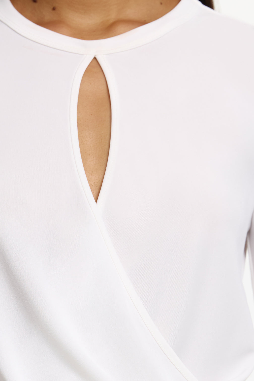 CORE-SD260492T_JOLIE_TEE-IVORY-4