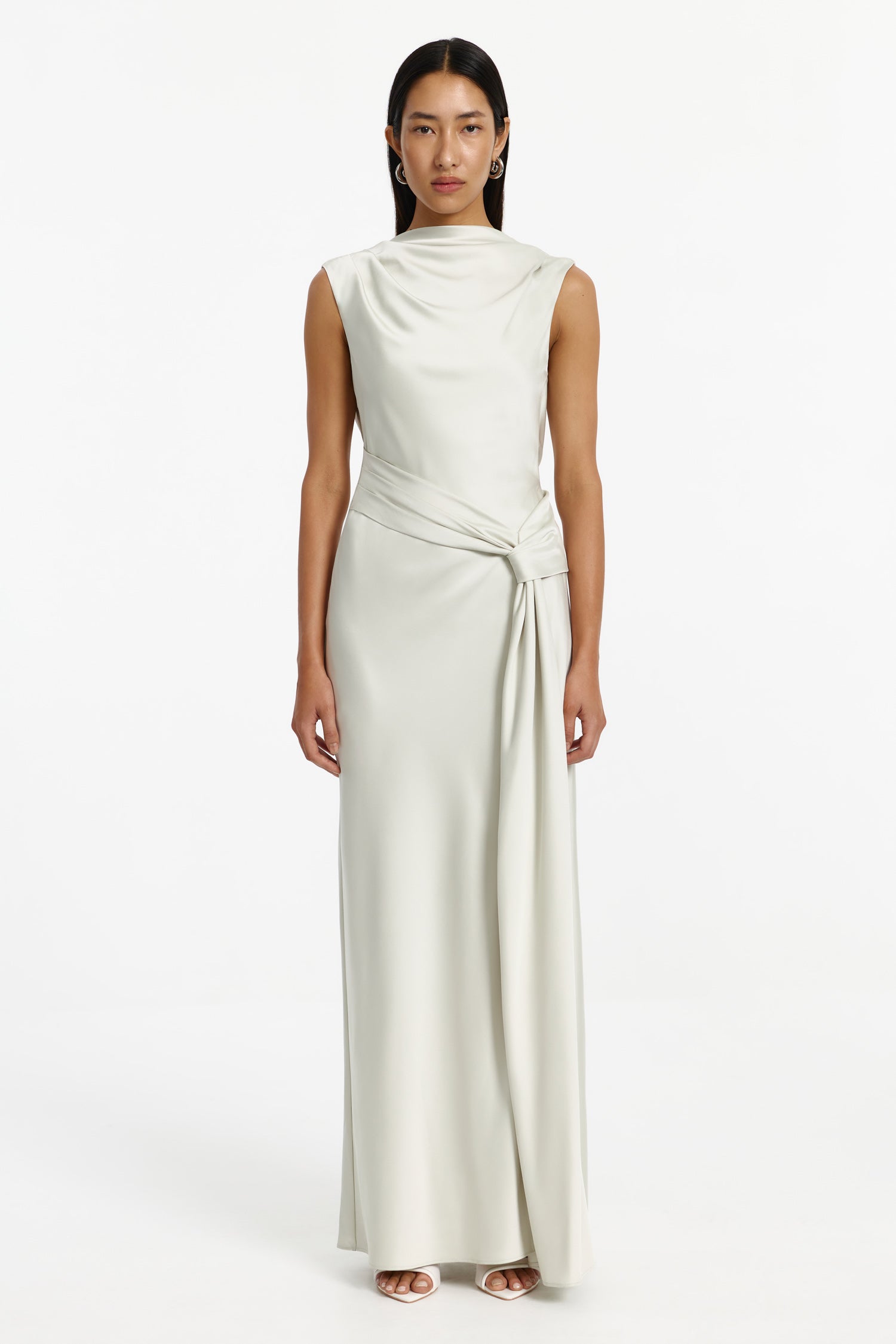 CORE-SS260412D_LUKA_GOWN-OYSTER-1