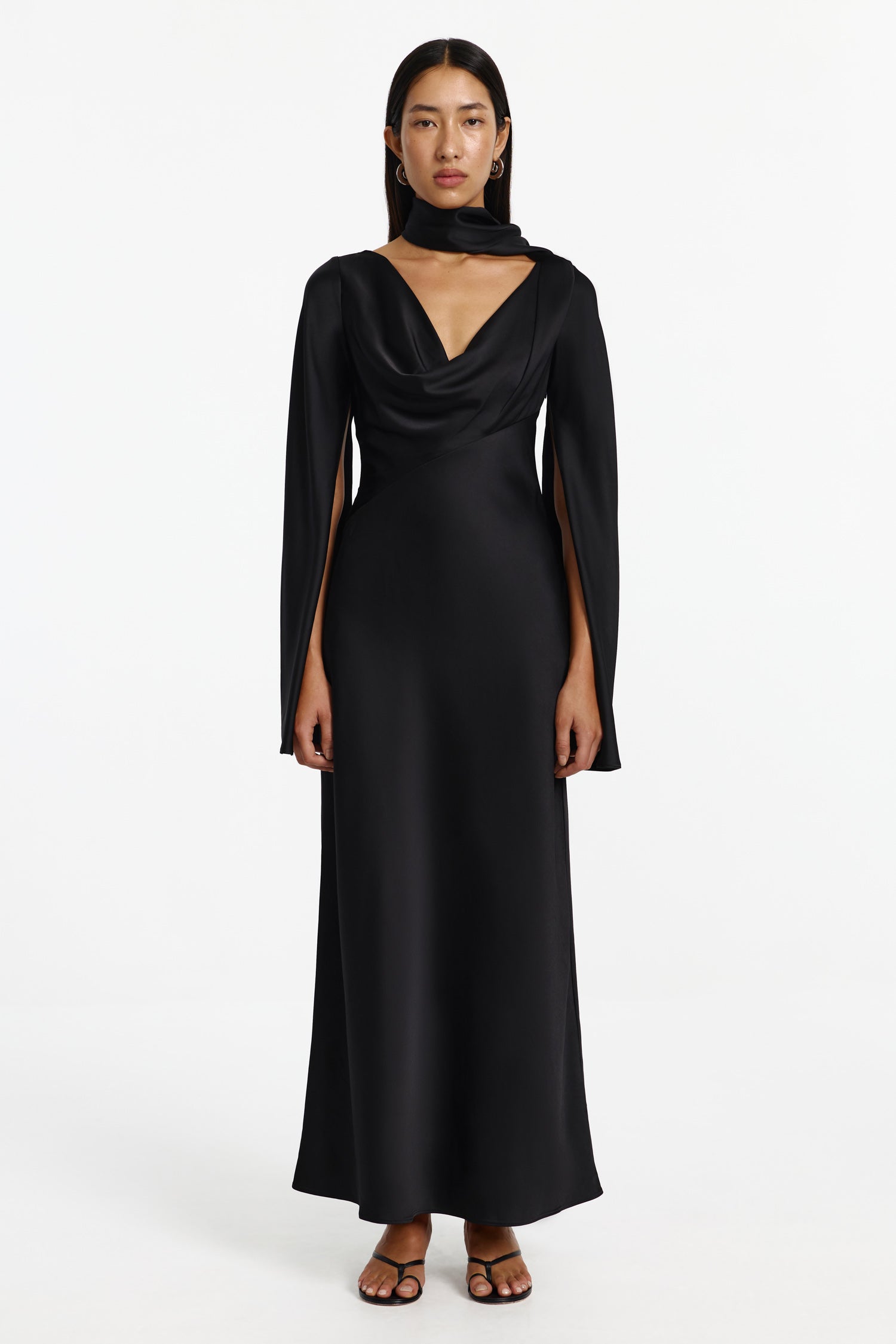 CORE-SS260413D_LUKA_LONG_SLEEVE_GOWN-BLACK-1