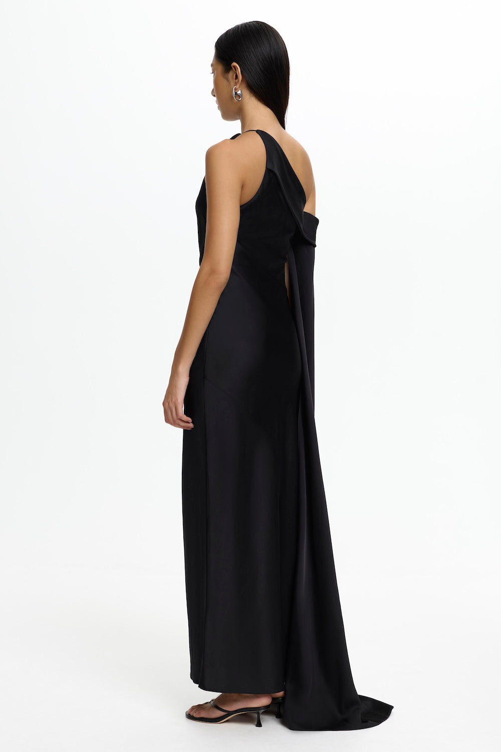 CORE-SS260712D_DAIRA_LONG_SLEEVE_DRESS-BLACK-3