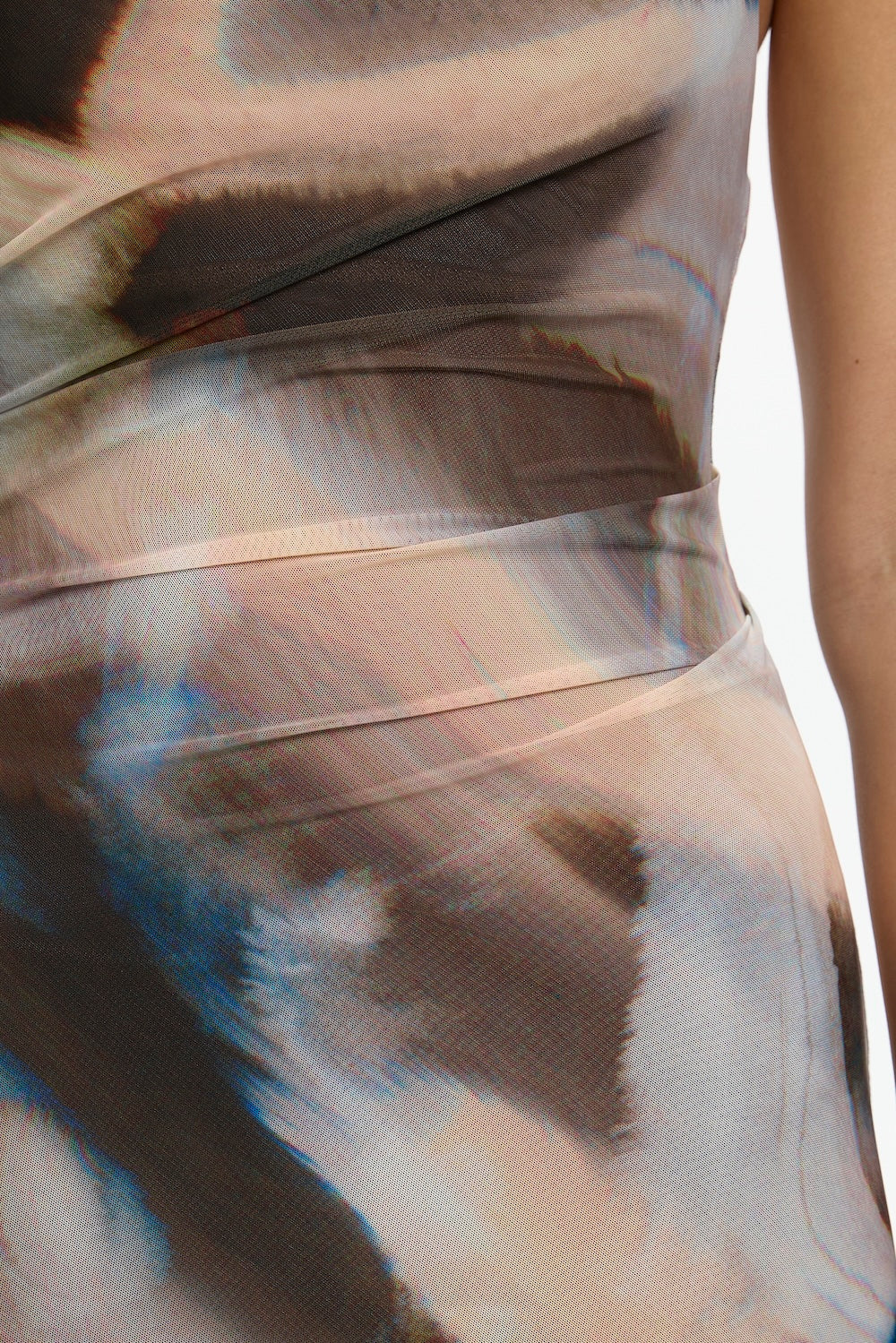 D1-SD250489D-F1-PRT_LEX_MESH_DRESS-LIQUID_STONE-4