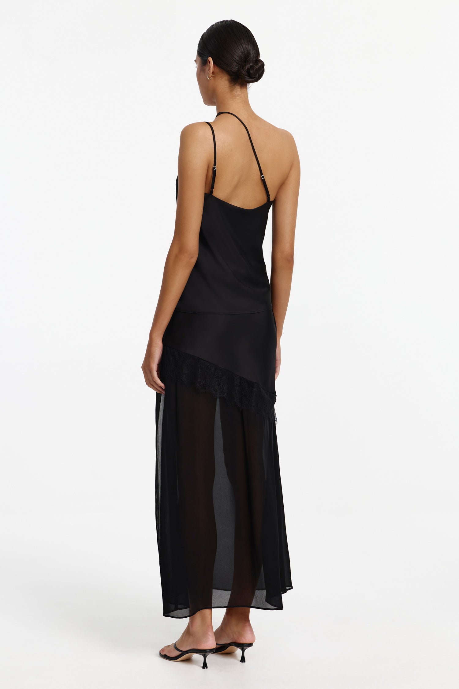 D1-SD260420S_ELLIS_SKIRT-BLACK-3