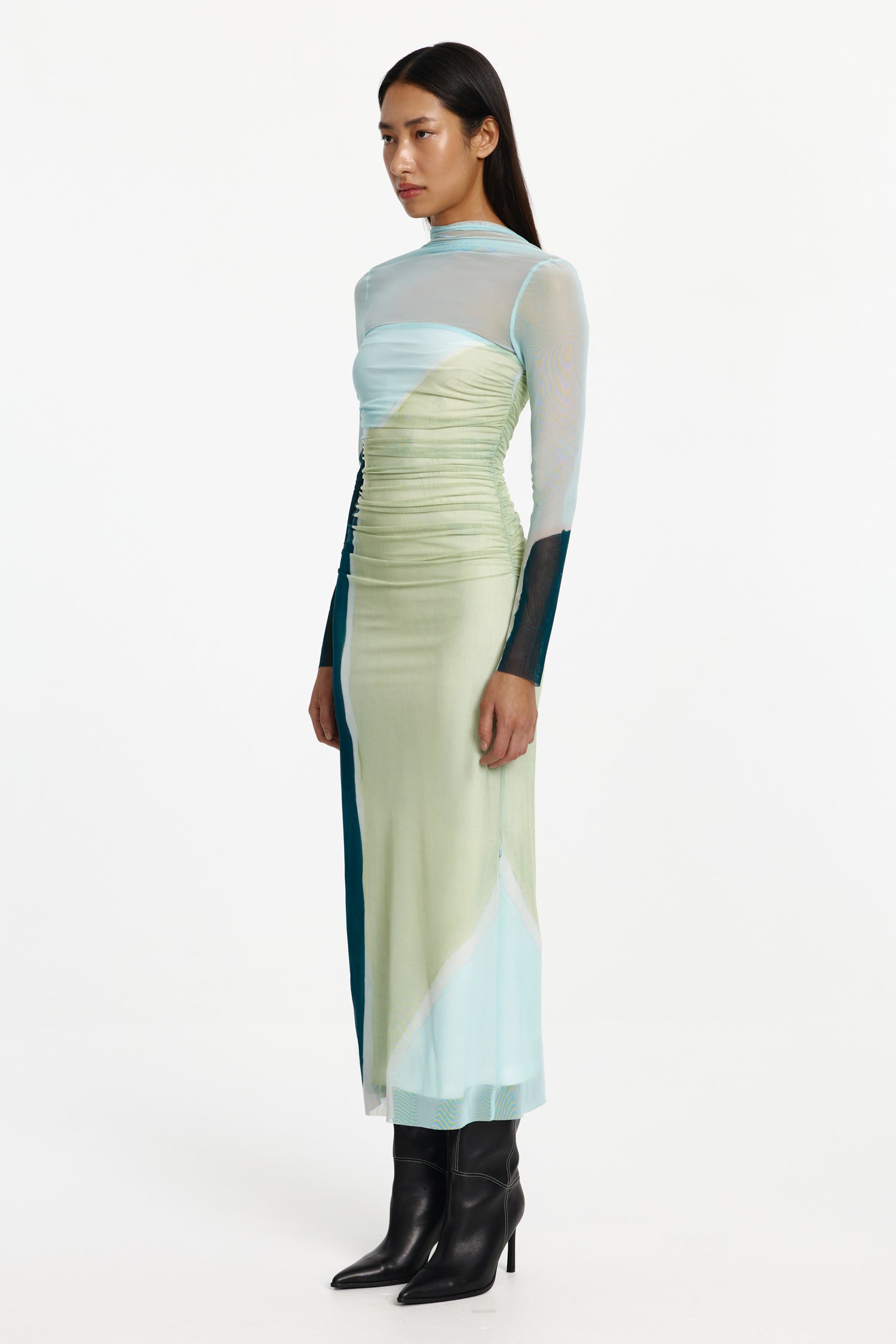 D1-SD260462D_YUSRA_LONG_SLEEVE_MIDI_DRESS-AZUREA_PRINT-2