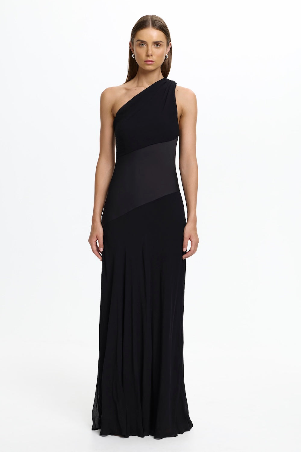 D1-SD260722D_YEIRAH_DRESS-BLACK-5