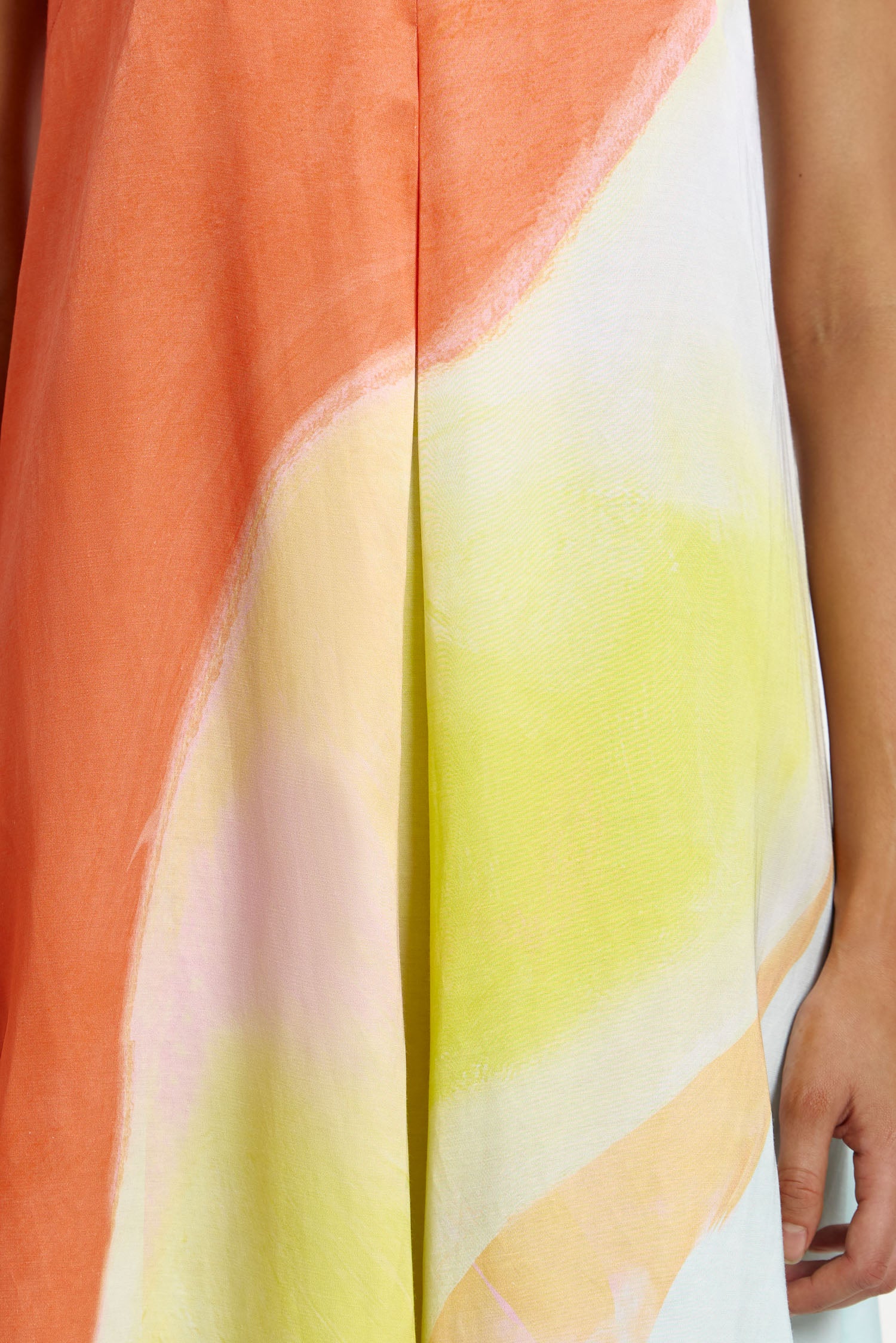 D1-SL260447D-PRT_ELVI_MAXI_DRESS-PAINTED_MUSE-4