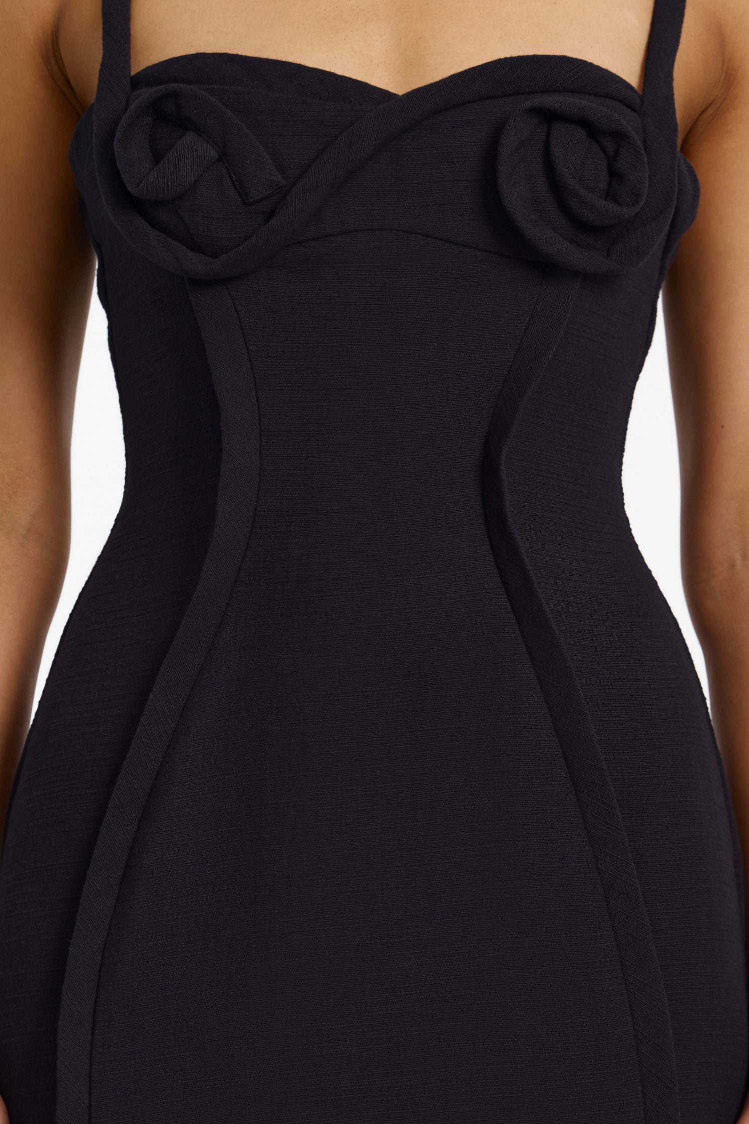 D1-SL260455D_VANESA_MAXI_DRESS-BLACK-4