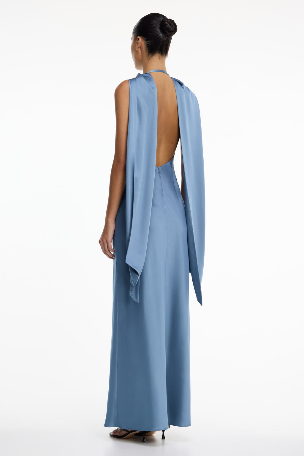 D2-SS2507130D-LUCILE_HALTER_MAXI_DRESS-IRON-3
