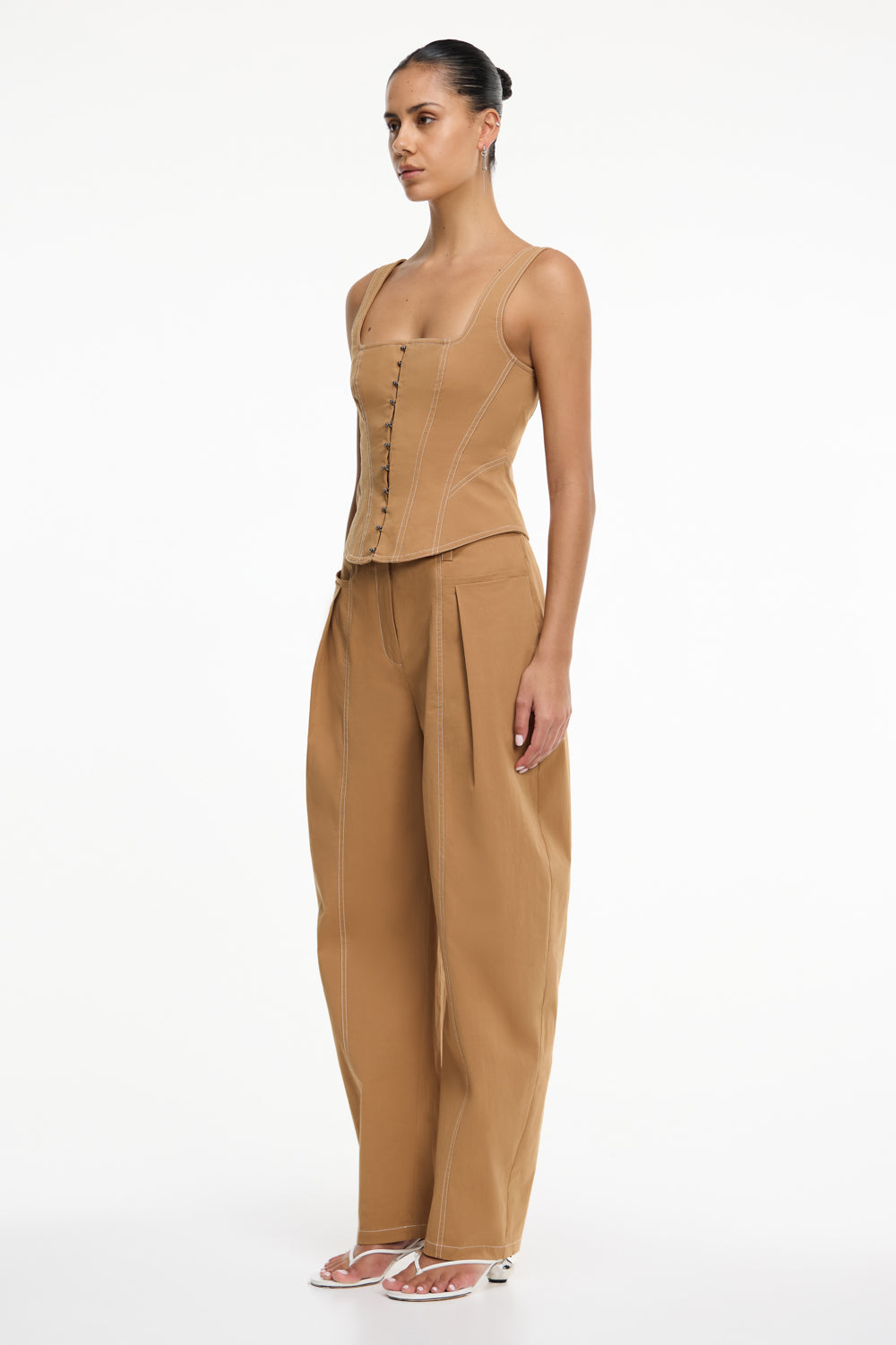D2-SS2601102T_TOVI_TOP-CEDAR-2