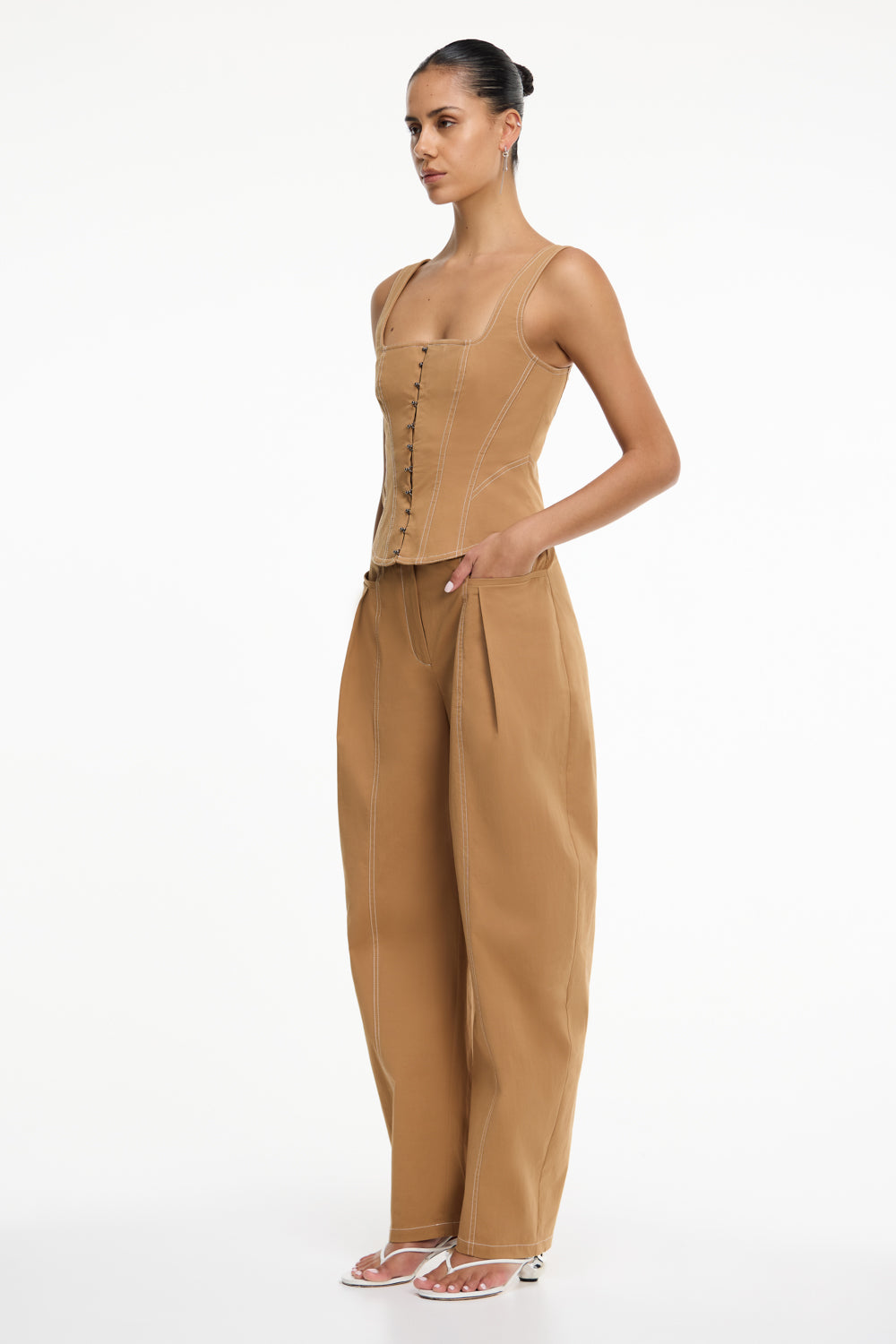 D2-SS2601103P_TOVI_PANT-CEDAR-2