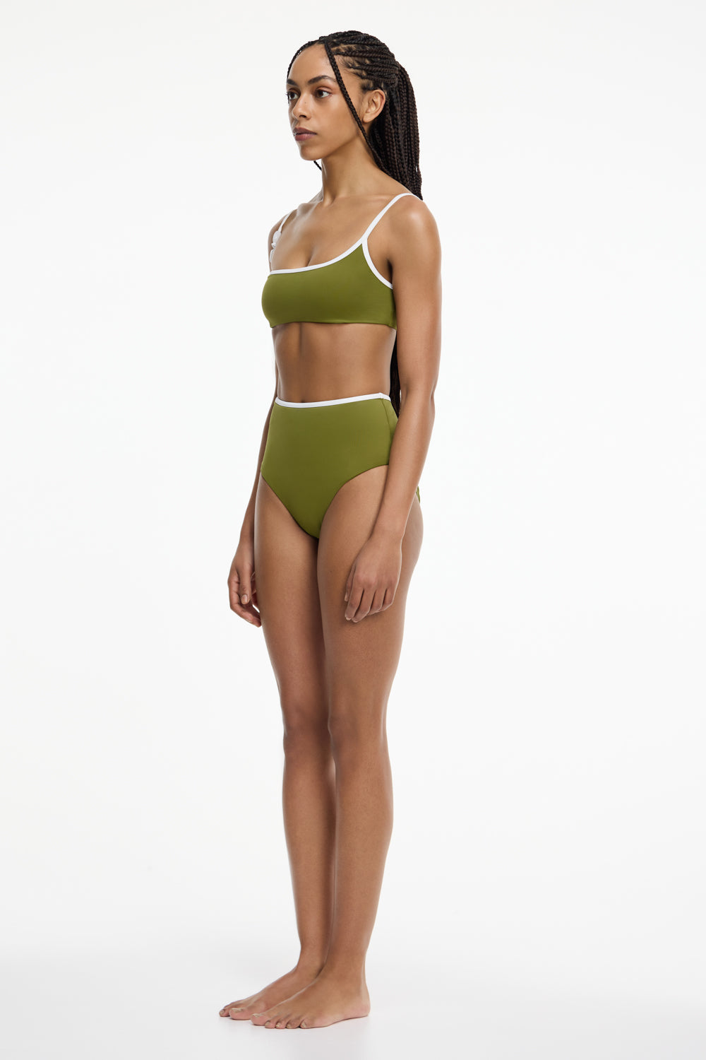 D2-SW26158B_JURA_BRIEF-MARTINI-2