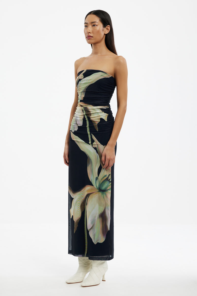 D3-SD2407181D-F1-PRT_SURA_STRAPLESS_DRESS-MIDNIGHT_LILIUM-2_f9b68f7da48c4d8bb309a8ba143f821b