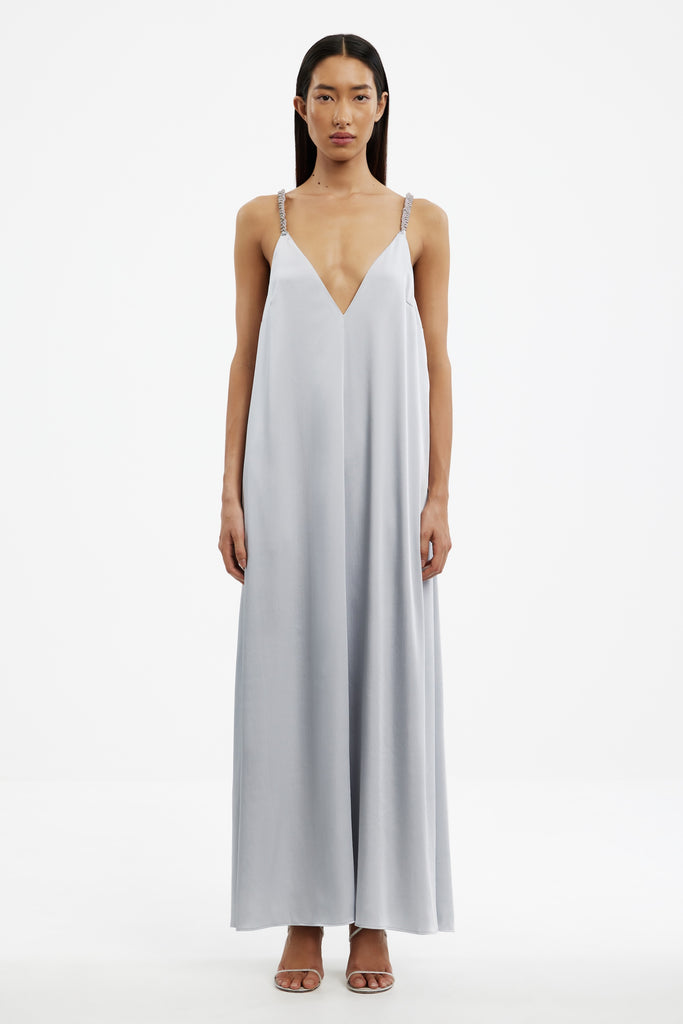 trapeze maxi dress Abercrombie & Fitch The A&F Giselle Pleated The Abbey Trapeze Maxi Dress in Emerald is a timeless piece designed to make a subtle yet striking statement boohoo Women's Lace Trim Halterneck