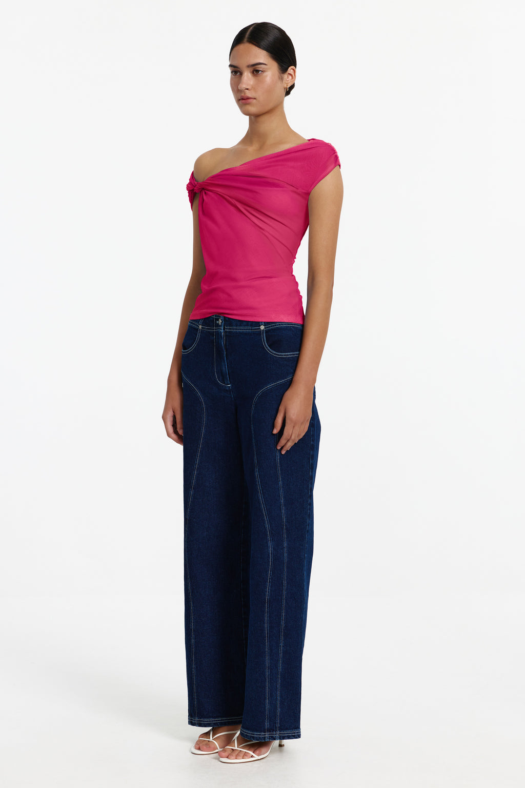 D3-SD260464T_YUSRA_TOP-FIG-2