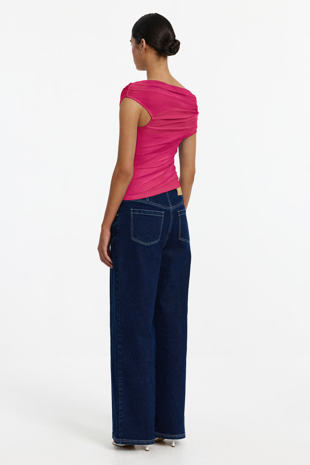 D3-SD260464T_YUSRA_TOP-FIG-3