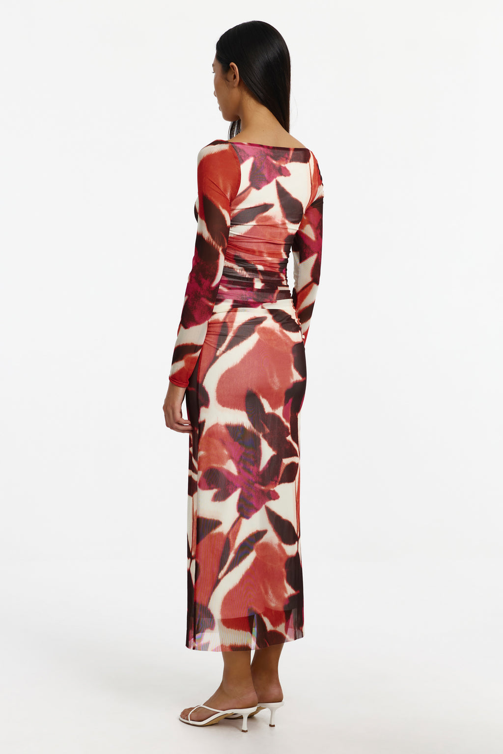 D3-SD260498D_HETTIE_LONG_SLEEVE_MIDI_DRESS-PRESSED_FLORAL-3