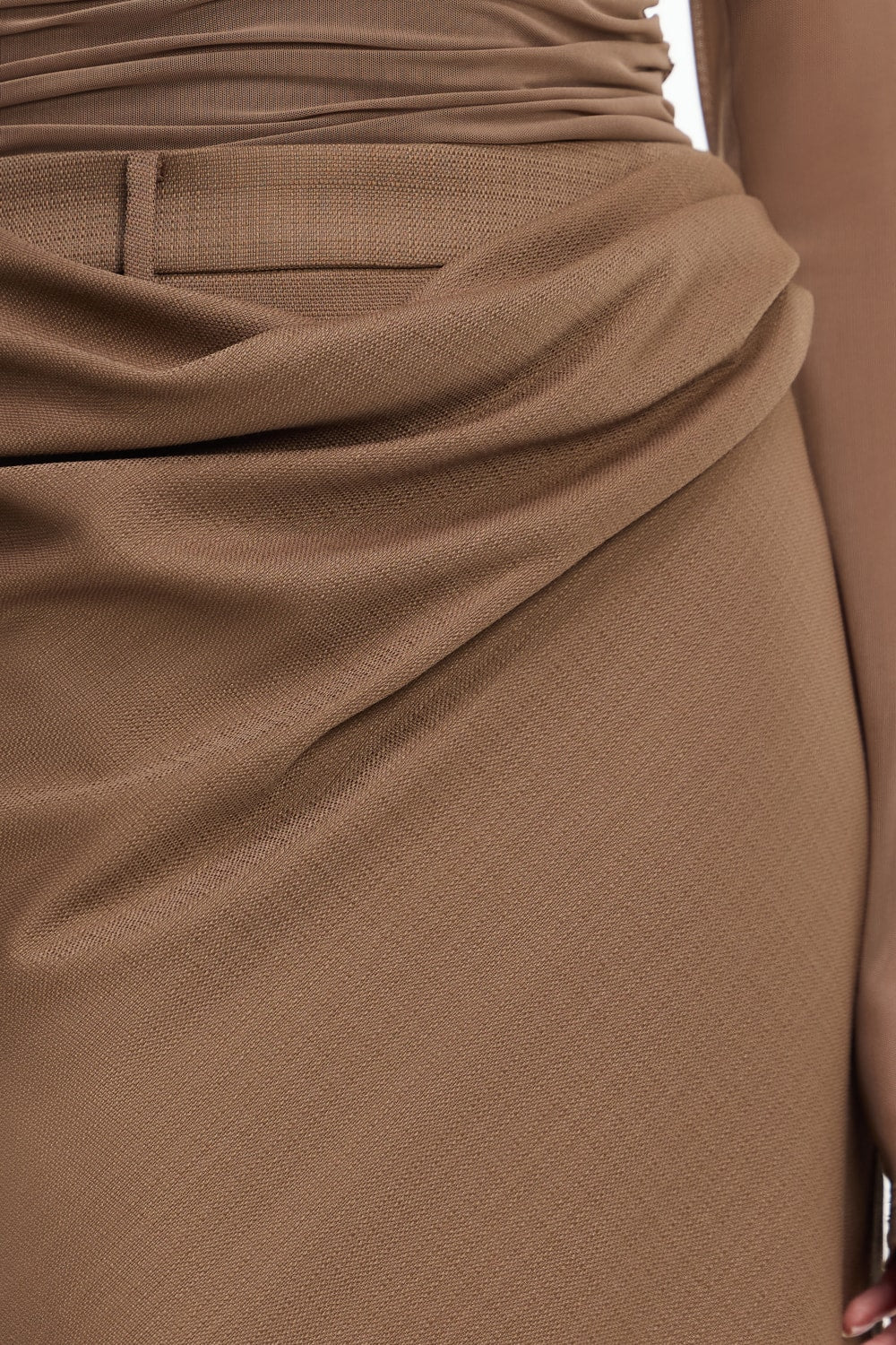 D3-SL260162S_ERIS_MAXI_SKIRT-TAUPE-4