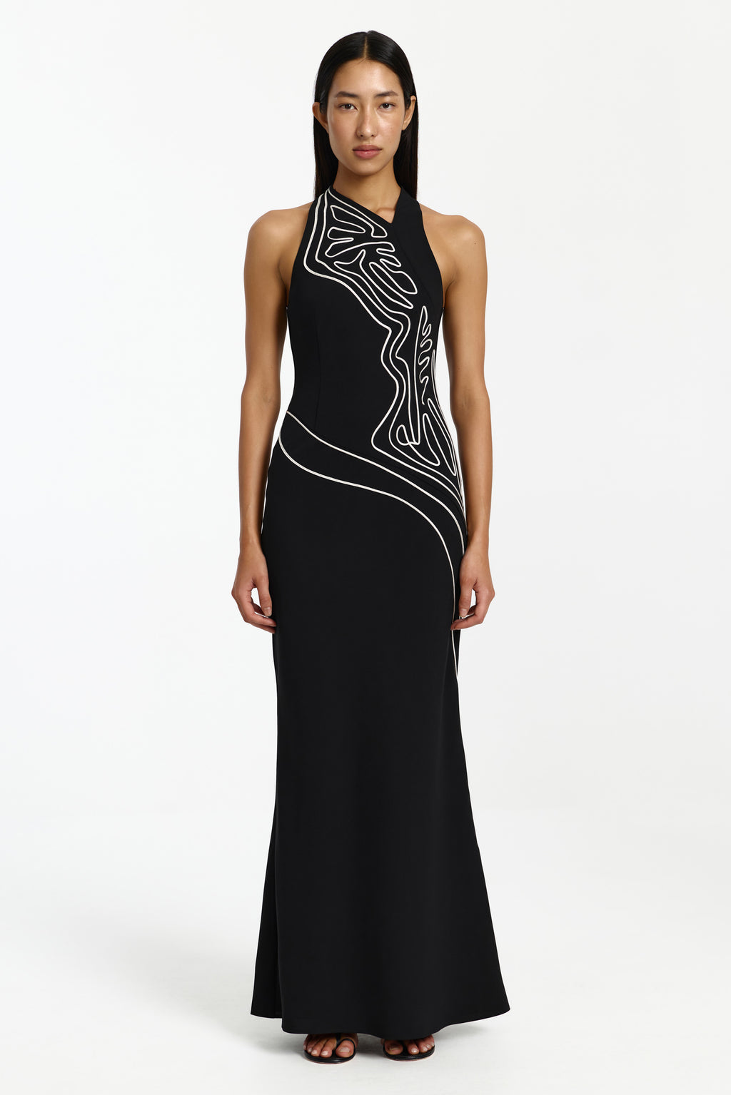 D3-SS260485D_VHARI_GOWN-BLACK-1