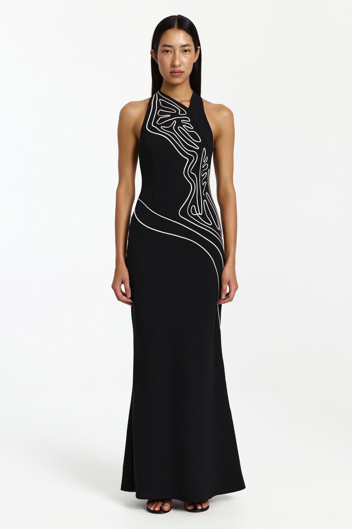 D3-SS260485D_VHARI_GOWN-BLACK-1