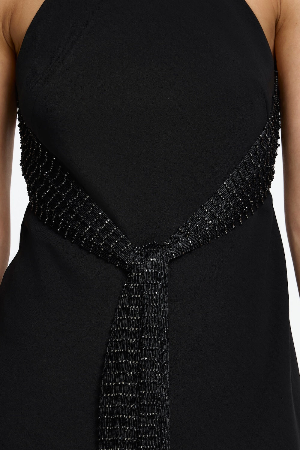D3-SS260772D_ROBIN_MAXI_DRESS-BLACK-4