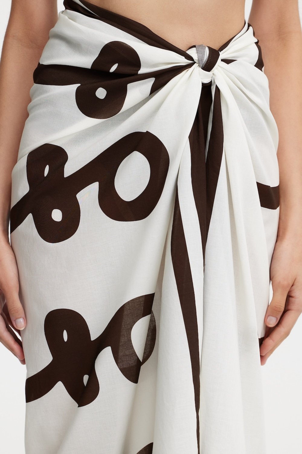 Marcella Sarong